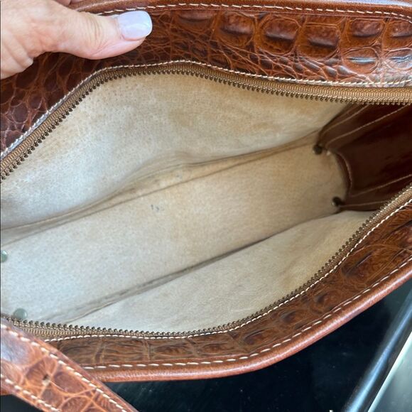 Brahmin Genuine Leather Crossbody Shoulder Bag, Adjustable Strap purse Zip Top - Picture 10 of 10